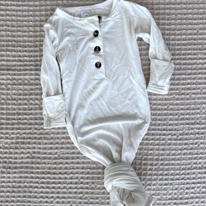 Lou Lou & Company Knotted Gown, White, Newborn size